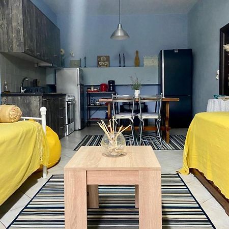 プラタリアSunny Gardenアパートメント エクステリア 写真